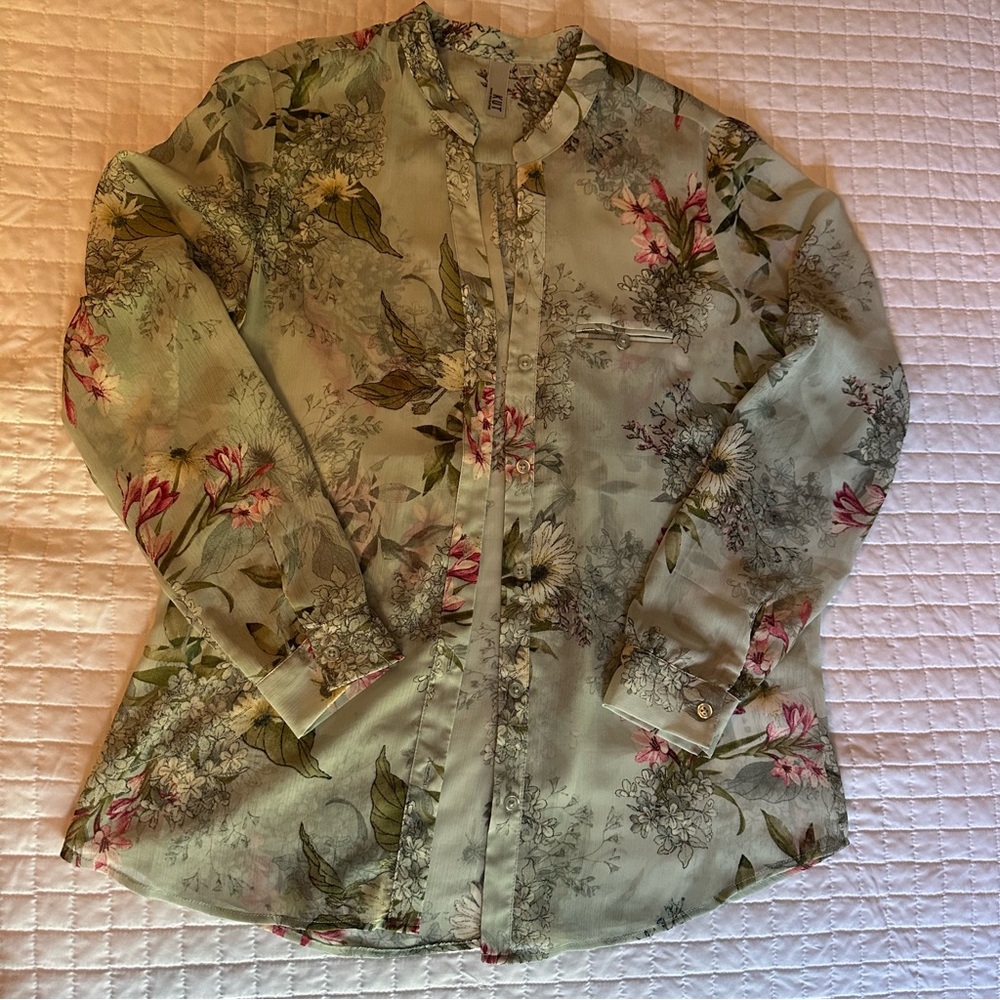 Kut from the Kloth Floral Button-Up Top